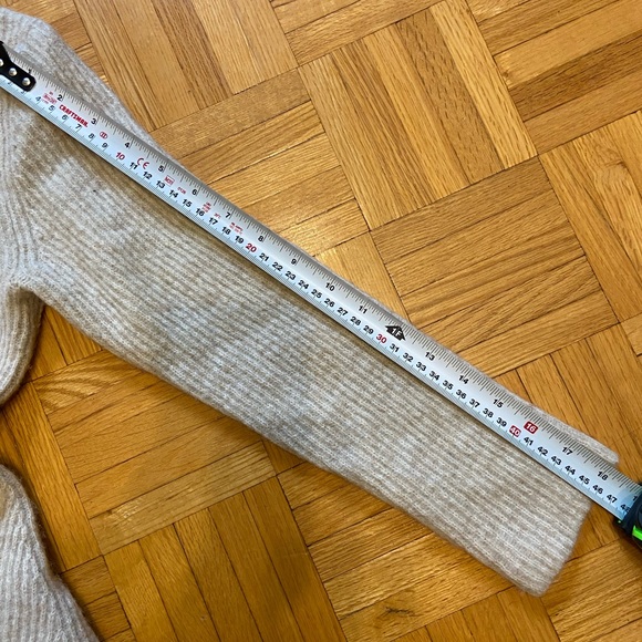 COS beige peplum sweater ๐ - Picture 5 of 8